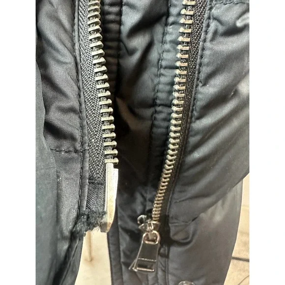 *Flawed Burberry Brit Down Puffer Jacket Coat Belted Hooded Quilted Black Size M - Picture 14 of 16